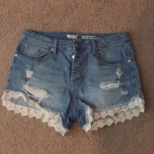 Lace Trim shorts